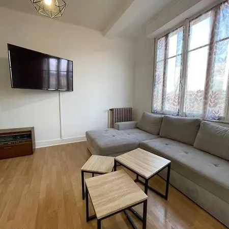 Apartment * Le Mistral De Chloe *